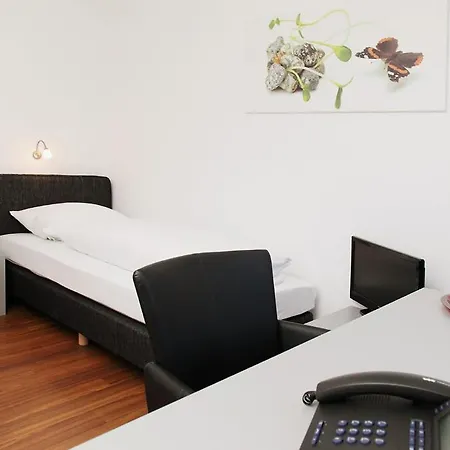 Pension Arkade 2* Neckarsulm