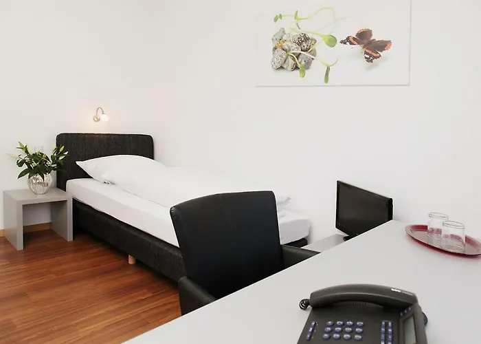 Pension Arkade 2* נקרסולם